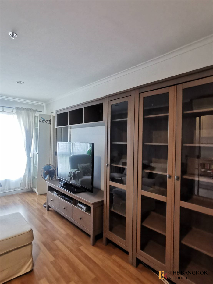 picture Lumpini Place Rama 4 - Kluaynamthai Special Unit, Stunning Views - 10/10