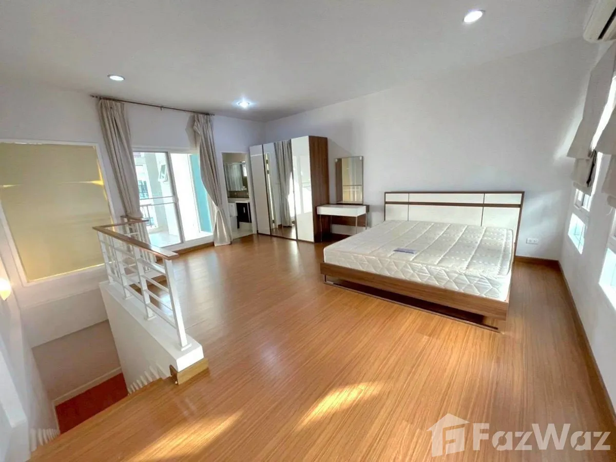 รูป ทาวน์เฮ้าส์ให้เช่า 3 ห้องนอน ในโครงการ บ้านกลางกรุง สาทร 6203803 - รูปที่ 4/13