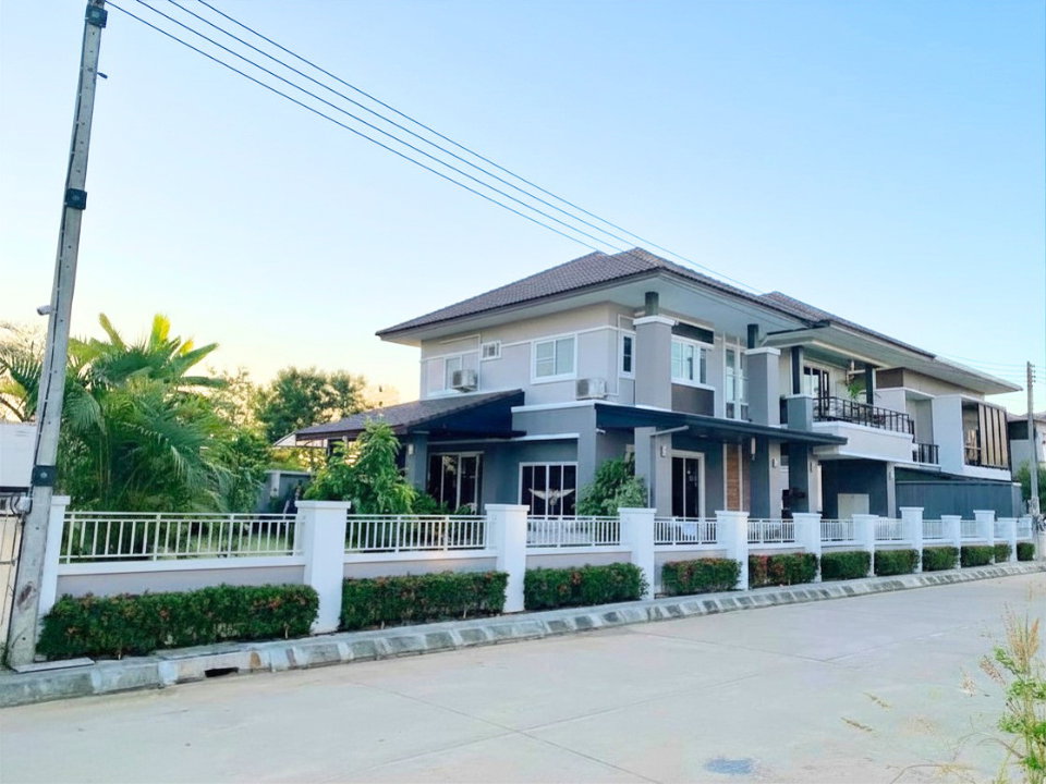 รูป The Bliss กุลพันธ์วิลลิ์16 บ้านสร้างใหญ่กว่า Type ปกติเพื่อการใช้งานได้จริง ฝ้ายกสูง ถนนสันกำแพงสายใหม่ 144 ตร.ว.  มีห้องนอนชั้นล่างและห้องแม่บ้าน - รูปที่ 8/10