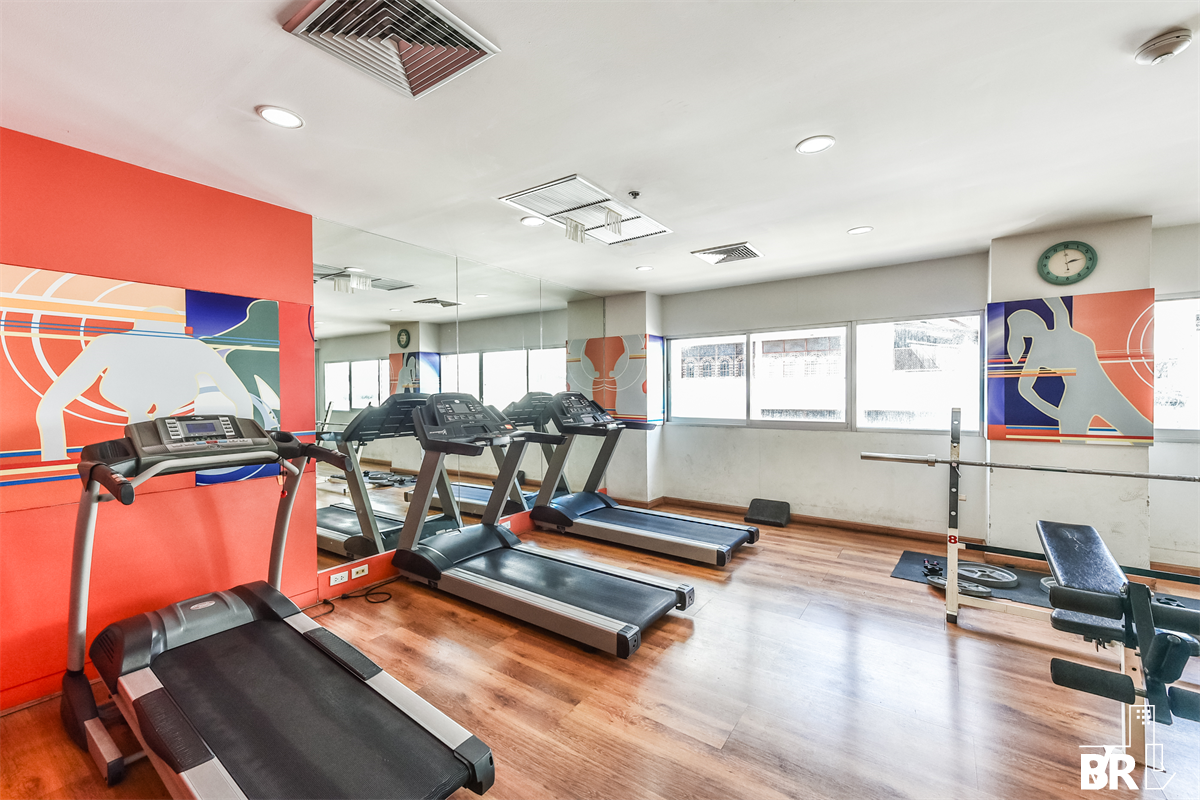 picture Silom Grand Terrace near BTS Sala Daeng Great Value, Convenient for All Lifestyles - 8/8