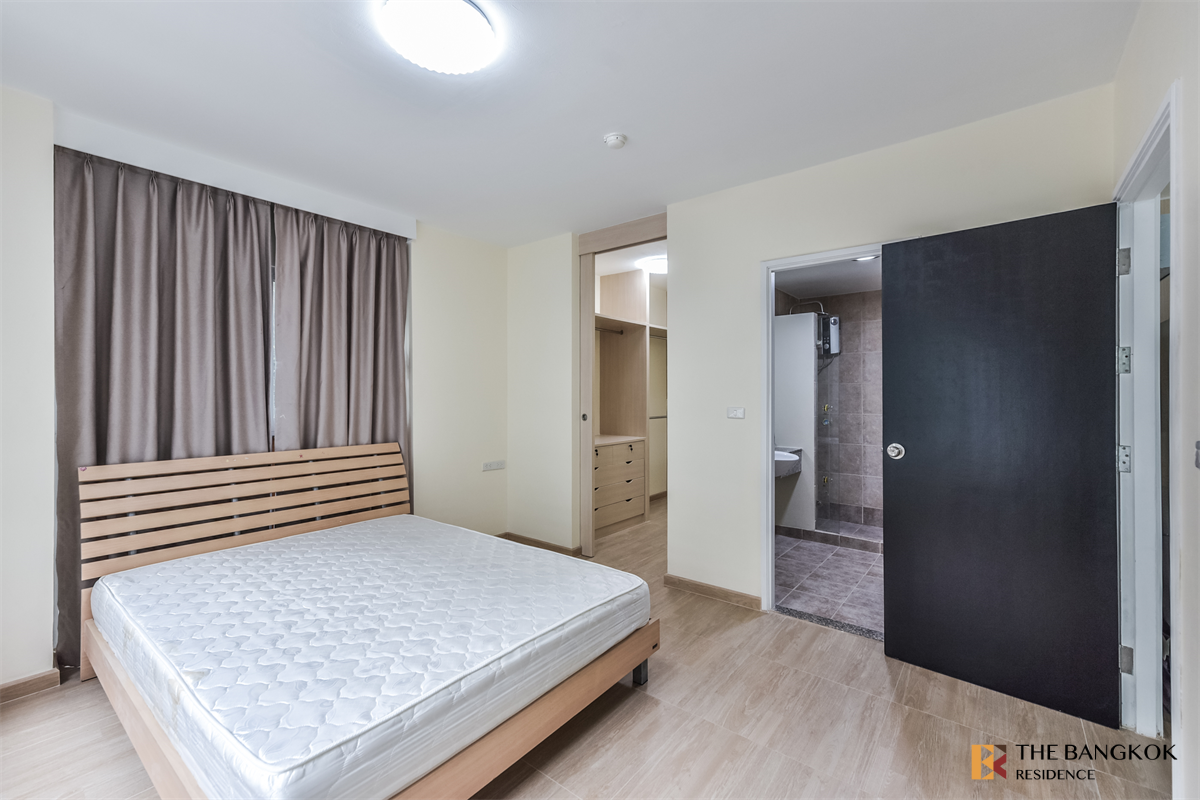 picture Phahol Metro Place Book before anyone else near BTS Sena Ruam - 4/10