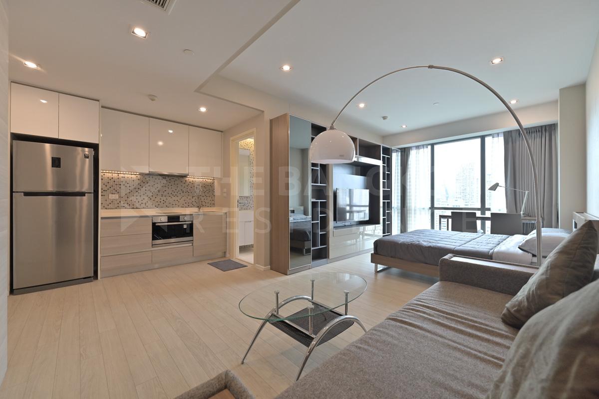picture The Room Sukhumvit  21 High-potential Location, Not as Expensive as You Think - 9/10