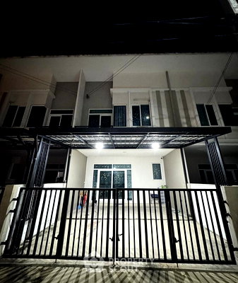 Townhouses for rent BTS Khu Khot : 4-BR Townhouse at Gusto Phaholyothin – Saimai in Sai Mai (ID 2822093)
