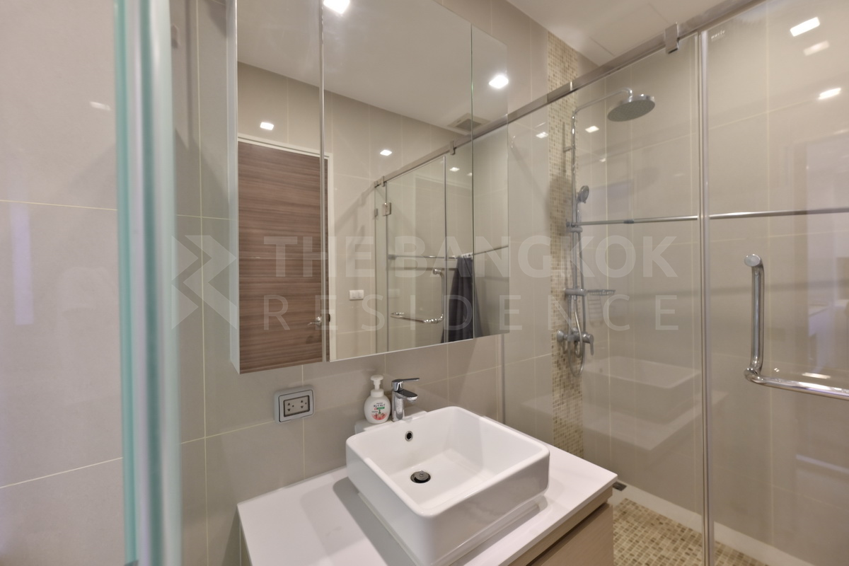 picture Move-in Ready, Just Bring Your Stuff Q Asoke near MRT Phetchaburi Station - 6/9