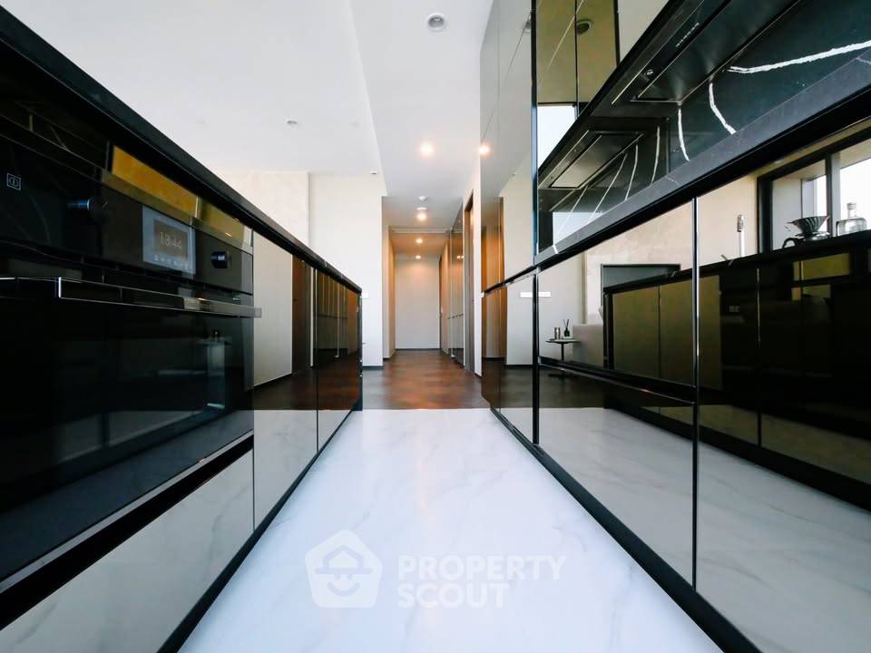 รูป คอนโด 3-ห้องนอน ที่ ดิ เอส สุขุมวิท 36 ใกล้ BTS ทองหล่อ (ID 2819962) - รูปที่ 34/45