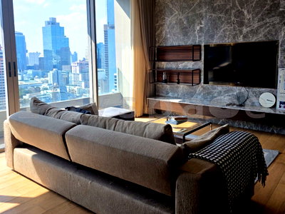 คอนโดให้เช่า : ▚ LI179ツ ให้เช่า: Saladaeng One 2 ห้องนอน 113sqm. ✨ ห้องสวยไซส์ใหญ่! ลดพิเศษจาก 140k เหลือ 130k รับทุกสัญชาติ 🏙️