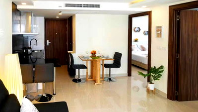 Condos for sale : Condo for Sale Grand Avenue Residence Pattaya klang 2 Beds Soi Buakhao  