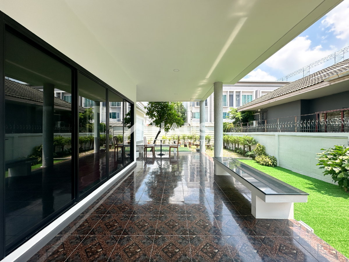 picture House Soi Thansamrit / 4 Bedrooms #HNGM032 - 45/52