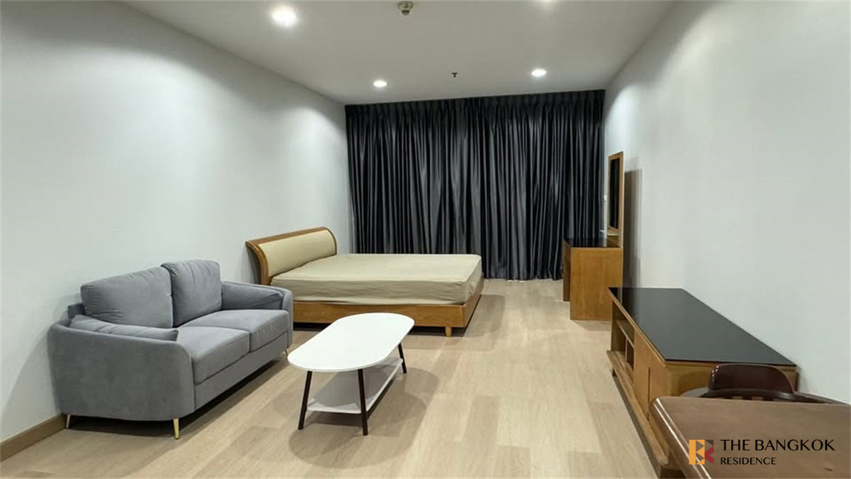 picture Rare Unit, Good Price The Platinum Condominium - 2/9