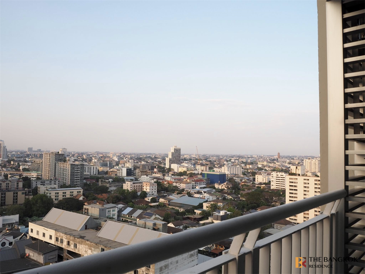 picture RHYTHM Ratchada Comfortable and Ready to Move-in near MRT Ratchadaphisek Station - 7/10