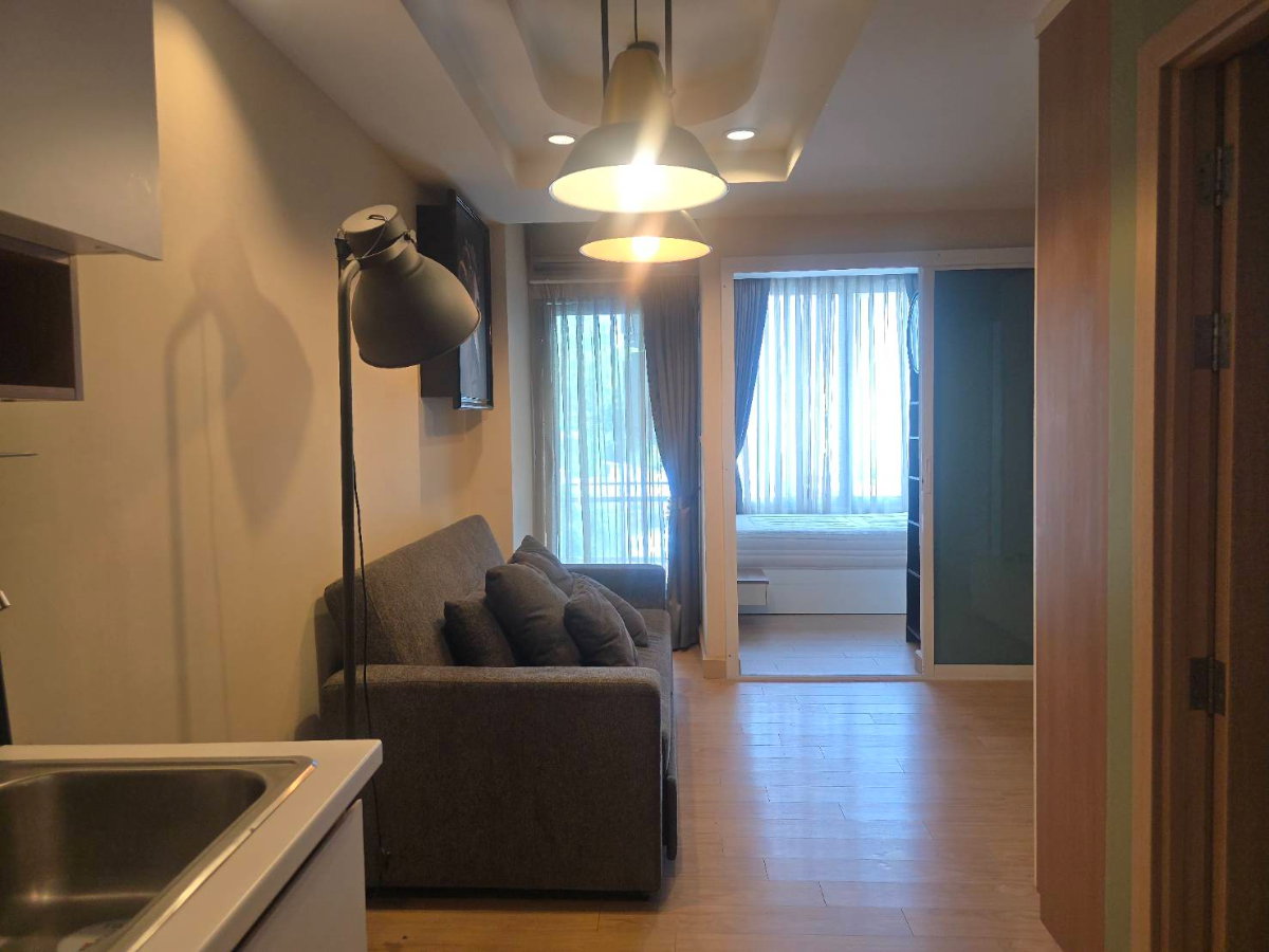 รูป  ให้เช่า ทรัมส์คอนโด เจ็ดยอด ห้องใหญ่ ทำเลดีมาก ใกล้เมญ่า นิมมาน มช Tel. 082-3899314 ( บู ) - รูปที่ 9/19