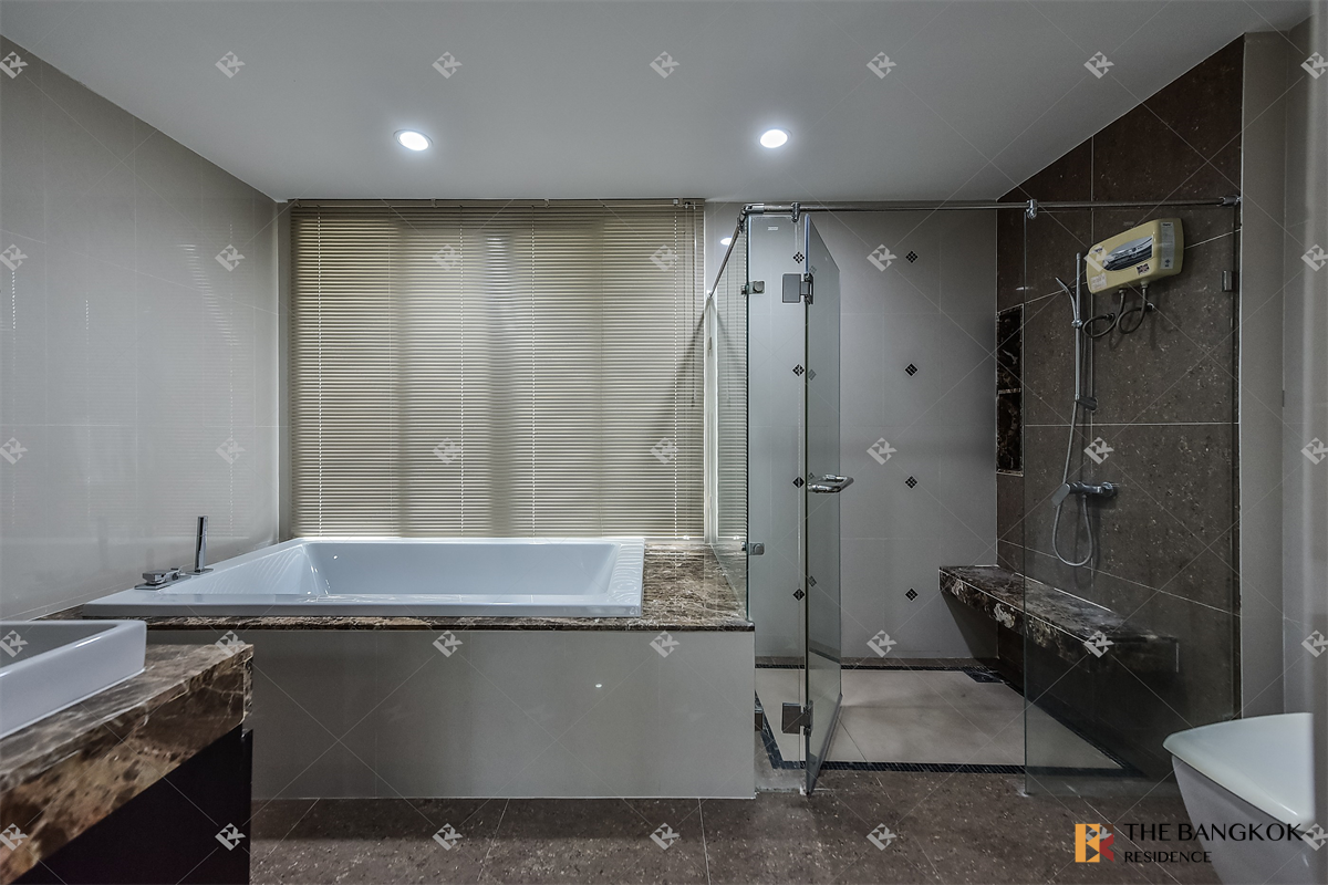 รูป เดอะ พาลาซโซ่ สาทร คอนโด Luxury สุดพรีเมียมทำเลทอง - รูปที่ 1/10