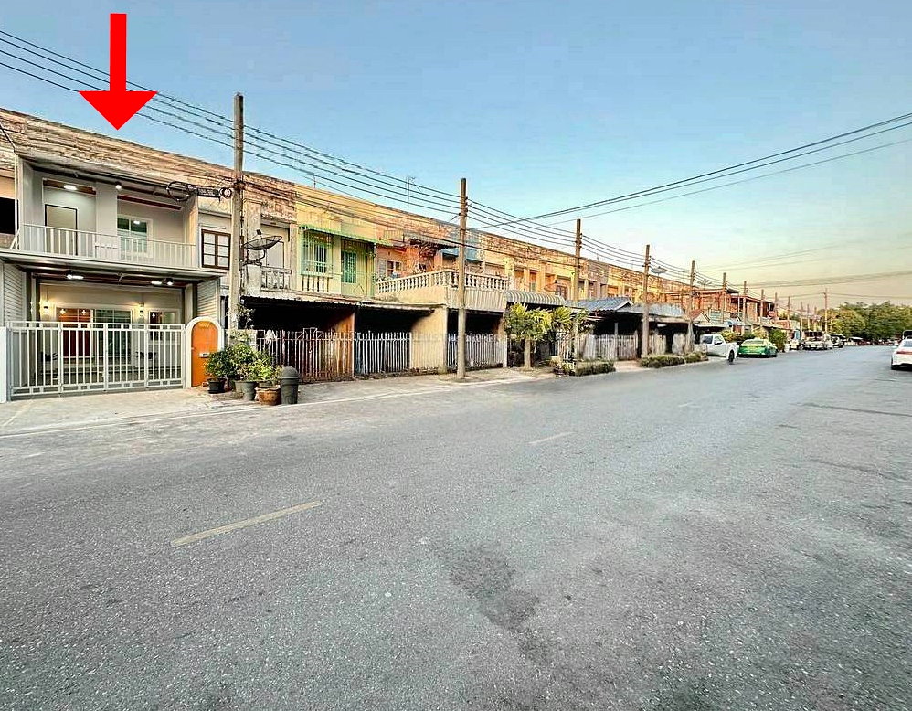 รูป บ้านสวย  ถนนเมน  หมู่บ้าน บ้านร่มเงาไม้  บางบัวทอง  ถนนวัดลาดปลาดุก - รูปที่ 3/18