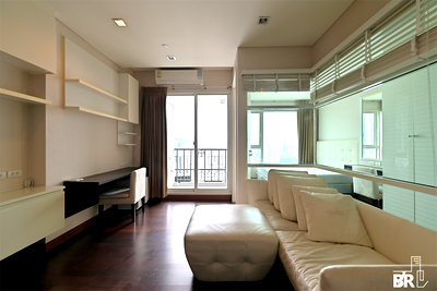 Condos for sale : Ivy Thonglor  Looking for an owner for this special unit