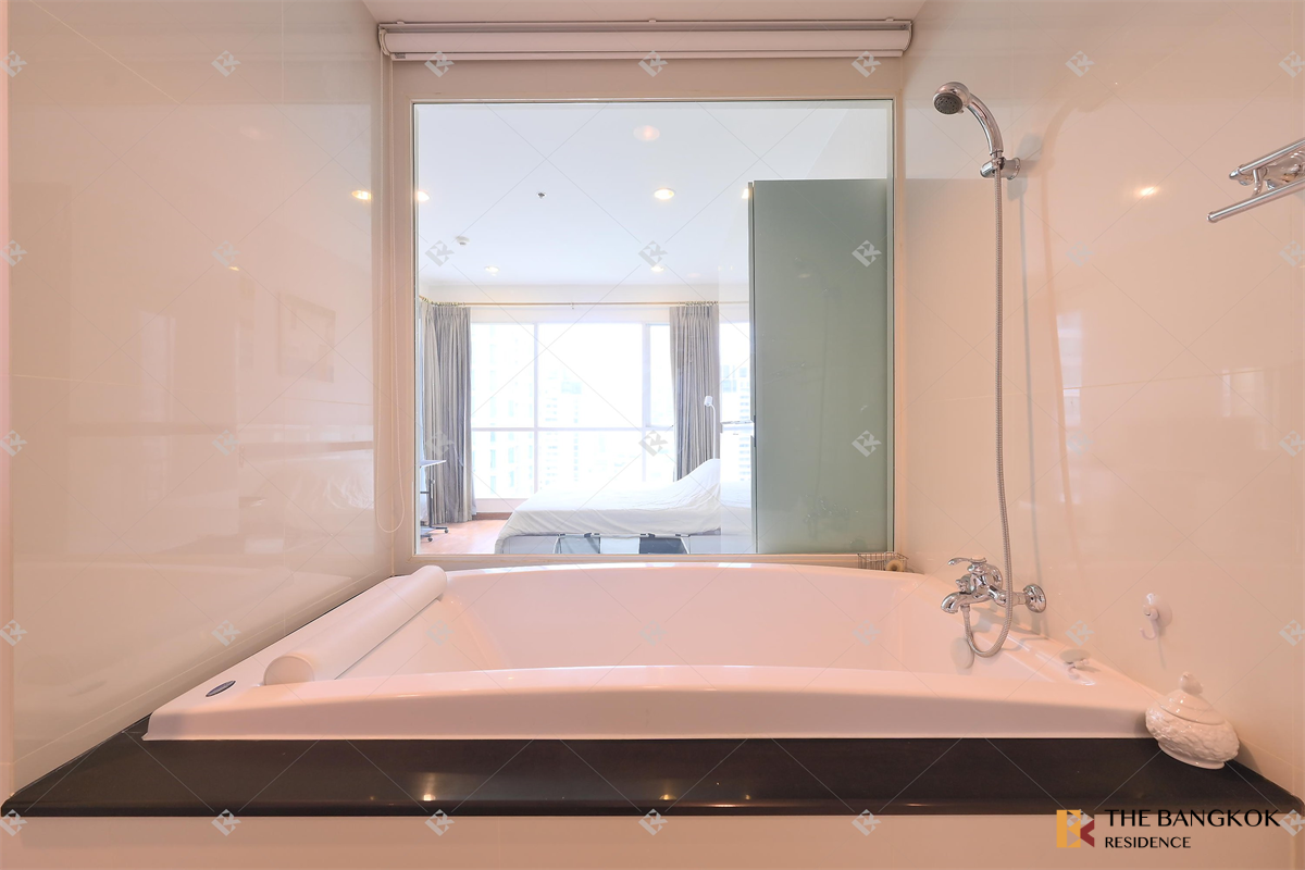 picture Move-in Ready, Just Bring Your Stuff The Address Chidlom - 3/10