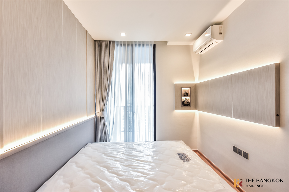 picture Noble Around Ari Move-in Ready, Just Bring Your Stuff near BTS Ari - 4/10