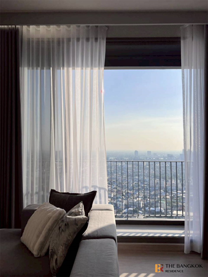 picture RHYTHM Charoenkrung Pavillion Luxurious Design, Elevated Atmosphere - 3/9