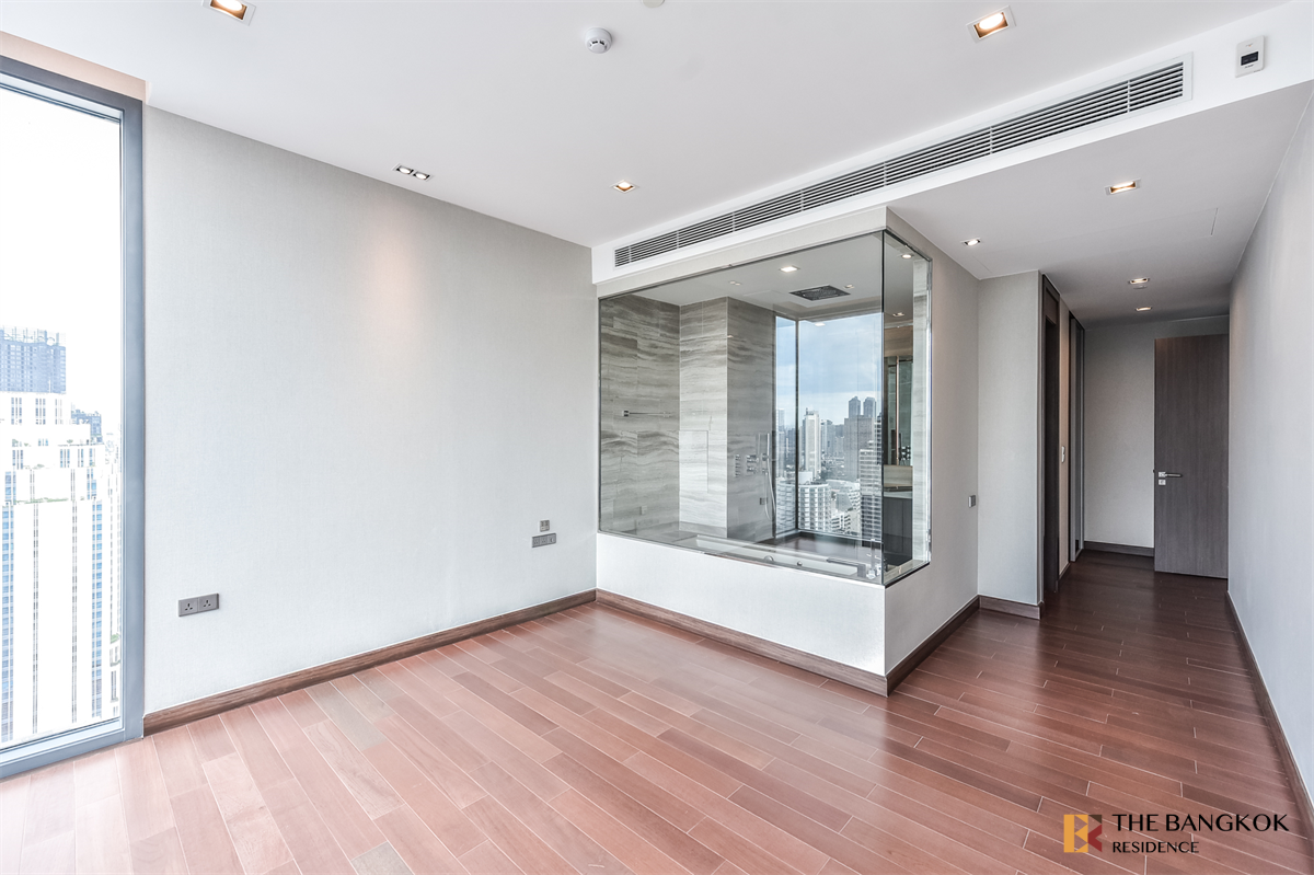 รูป คอนโด Luxury พร้อมอยู่บนทำเลที่ดีที่สุด Q1 Sukhumvit ใกล้ BTS สถานีนานา - รูปที่ 5/10