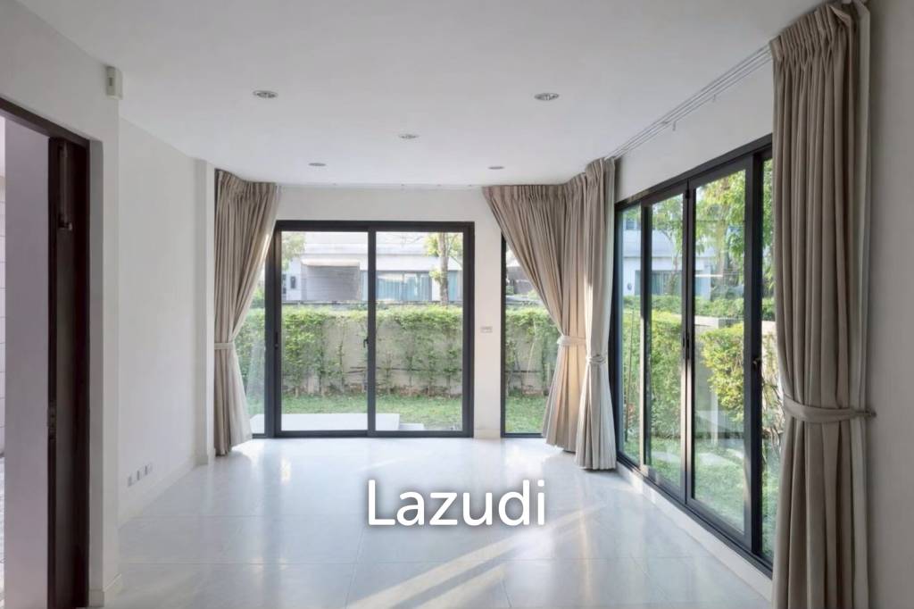 รูป 245.0 ตร.ม.  4 ห้องนอน  4 ห้องน้ำ ทาวน์เฮาส์สำหรับ ขายใน ดอกไม้ - รูปที่ 3/16