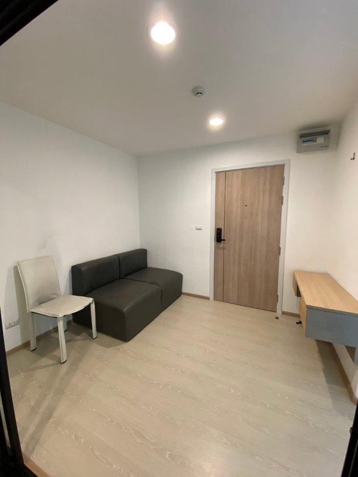 รูป ให้เช่าคอนโด ดิ เอ็กเซล คูคต ตึก C 28 ตรม.เฟอร์ครบ ตรงข้ามโลตัส ใกล้รถไฟฟ้าคูคต (TR1299) - รูปที่ 2/10