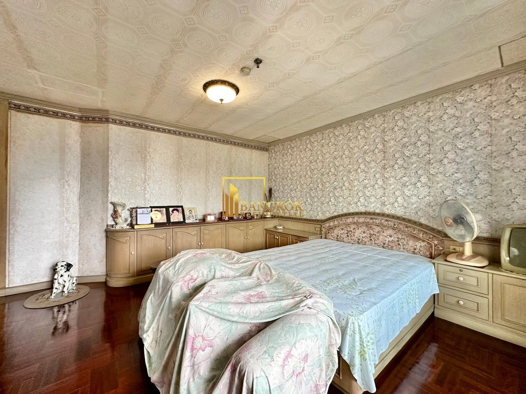 picture Fifty Fifth Tower | Exquisite 4 Bed Duplex Penthouse in Thonglor - BR16730CD - 28/40