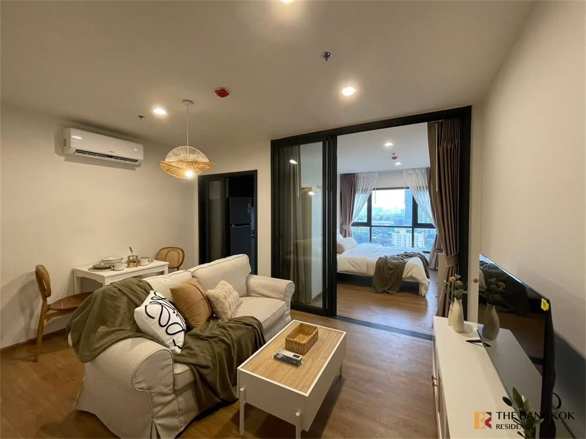 picture THE LINE VIBE  Full-featured common area - 5/10
