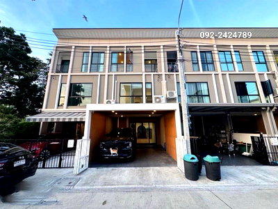 Townhouses for rent : 📢 3-Storey Townhome for Rent – Patio Srinakarin–Rama 9 (Krungthep Kreetha)