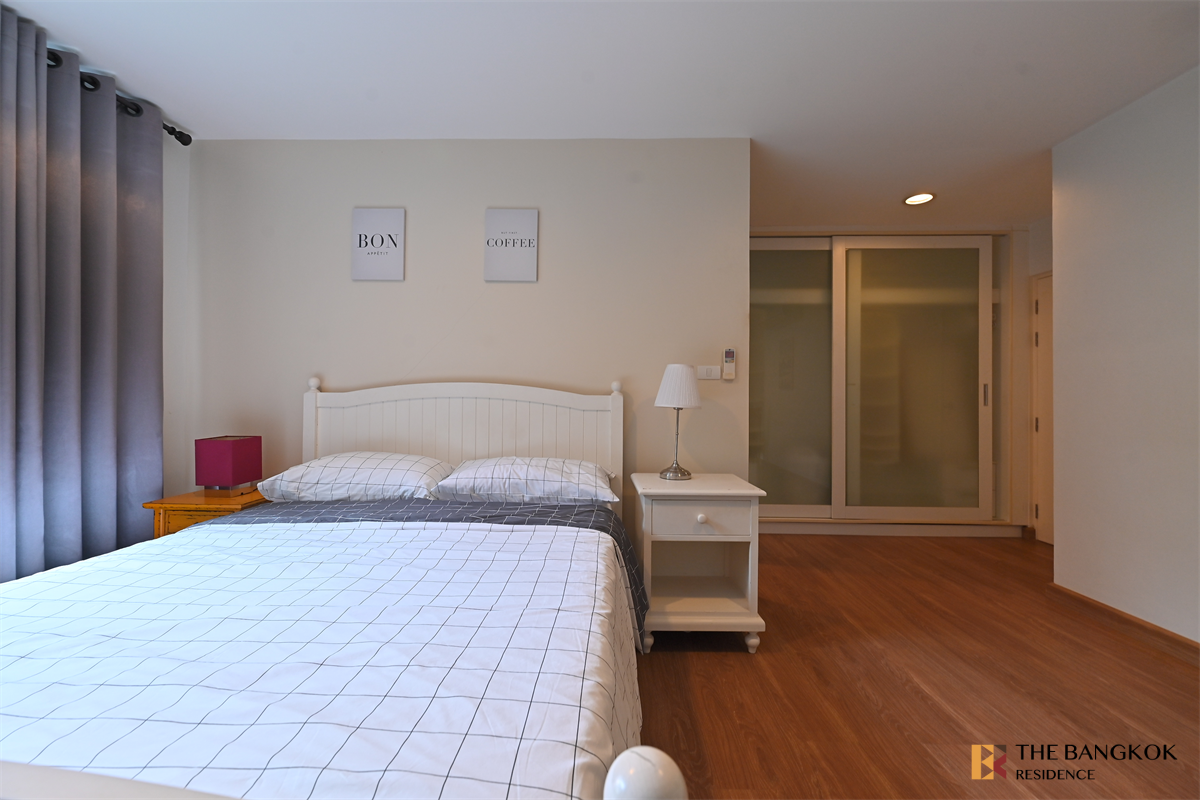 picture D65 Condominium Looking for an owner for this special unit near BTS Ekkamai - 6/10