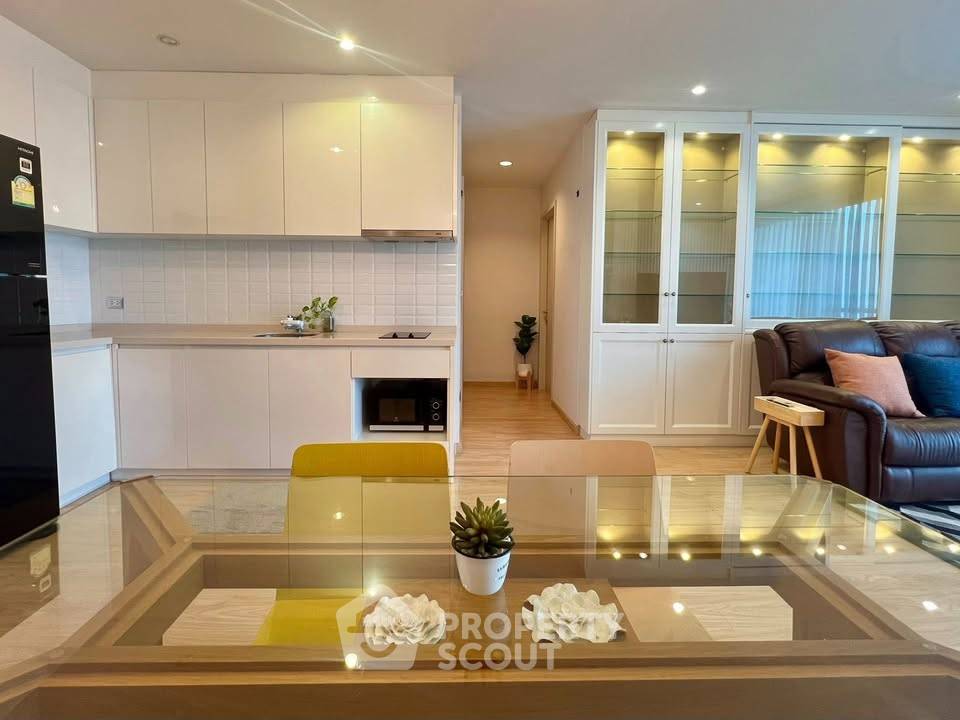 รูป คอนโด 2-ห้องนอน ที่ ริทึ่ม สุขุมวิท42 ใกล้ BTS เอกมัย (ID 2809817) - รูปที่ 3/10