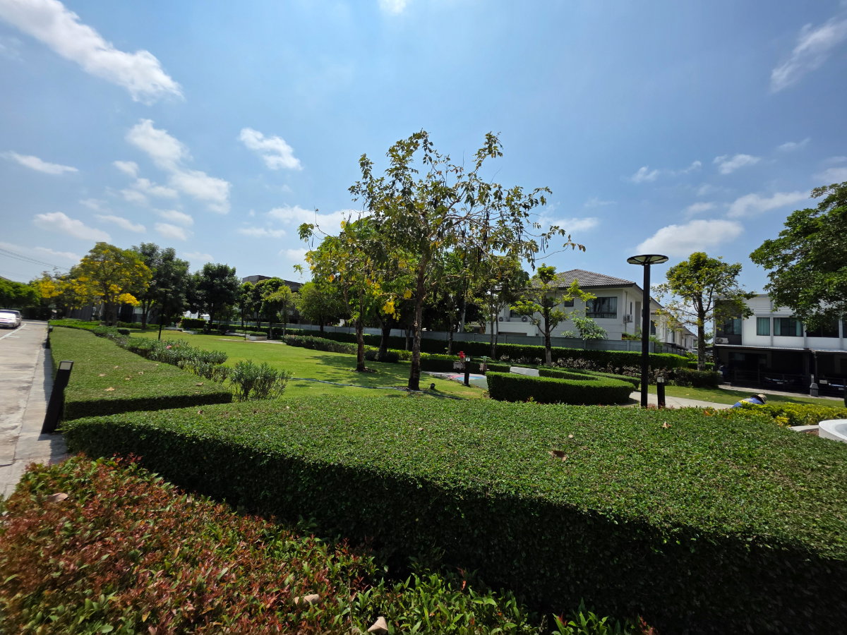 รูป ขาย บ้านพลีโน่ อ่อนนุช-บางนา ซ.กิ่งแก้ว 37  เพื่อนบ้านน่ารัก สไตย์ พรีเมี่ยม-ทาว์นโฮม  - รูปที่ 26/27