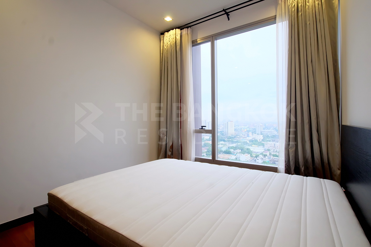 picture Ashton Morph 38 near BTS Thong Lo Unit Priced Below Market - 2/10