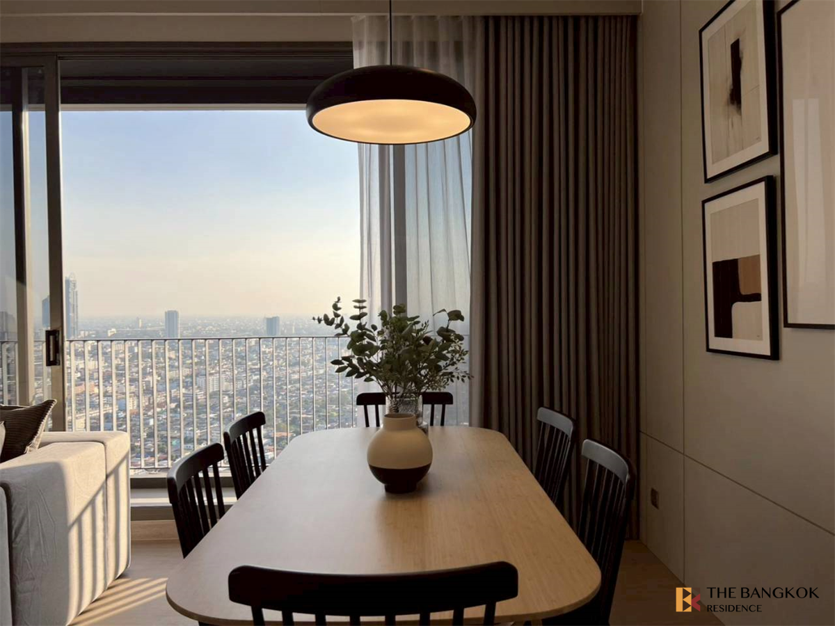 picture RHYTHM Charoenkrung Pavillion Luxurious Design, Elevated Atmosphere - 2/9