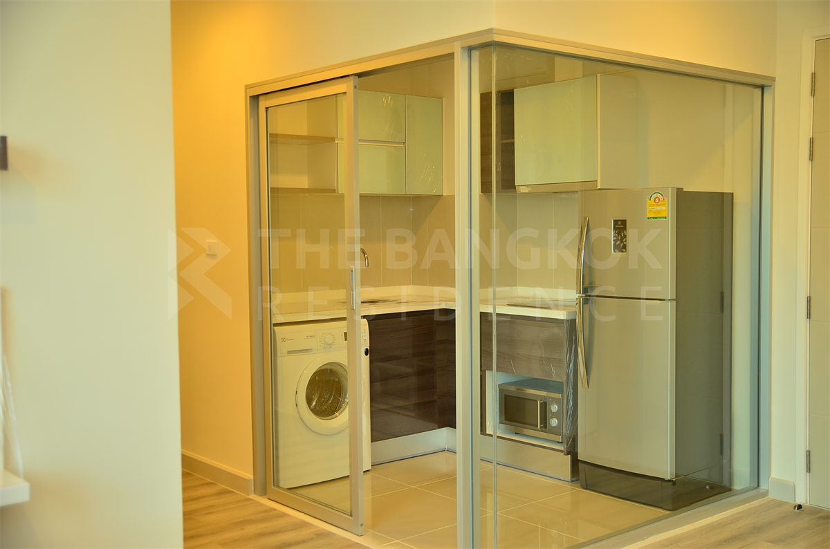 picture Centric Sathorn-St.Louis near BTS Saint Louis Easy Travel, Fully Utilized Space - 7/10