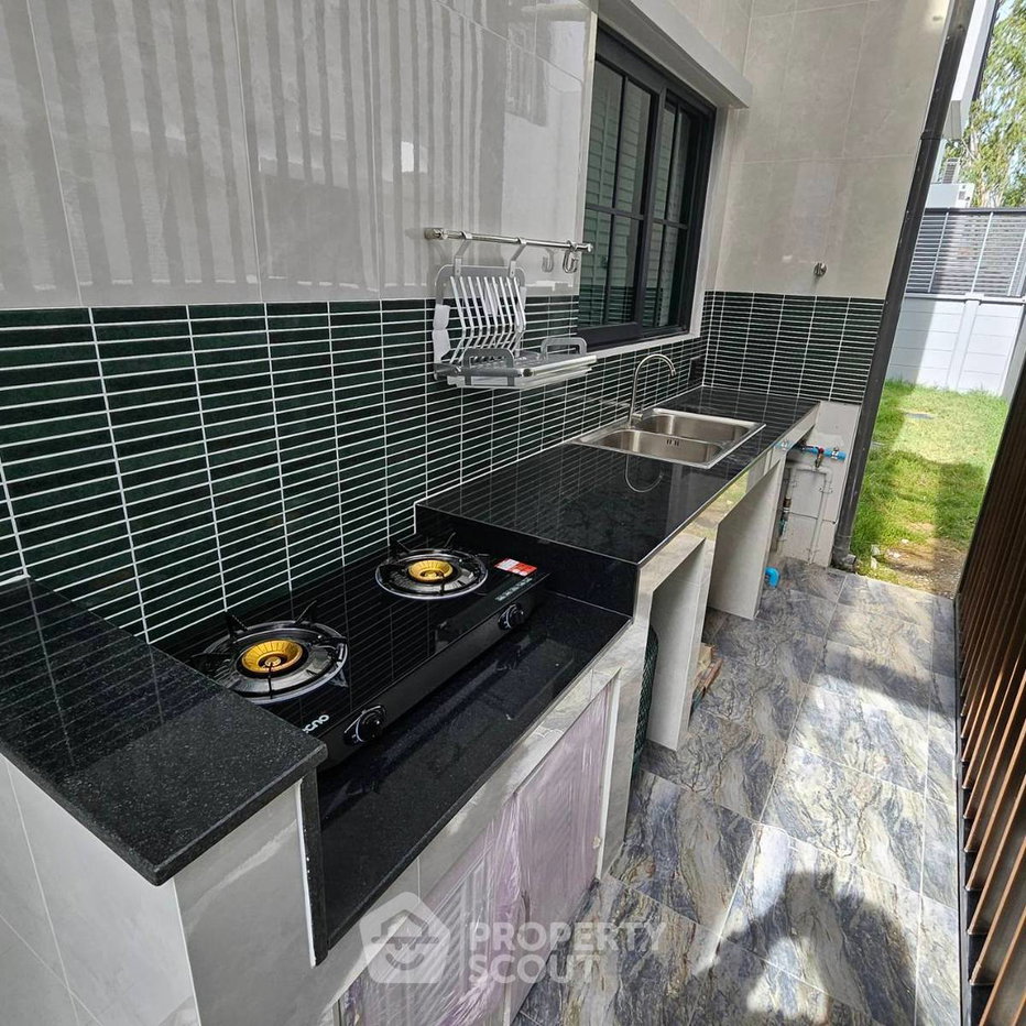 รูป บ้าน 4-ห้องนอน ที่ เซนโทร บางนา ใน บางแก้ว (ID 2822095) - รูปที่ 13/25