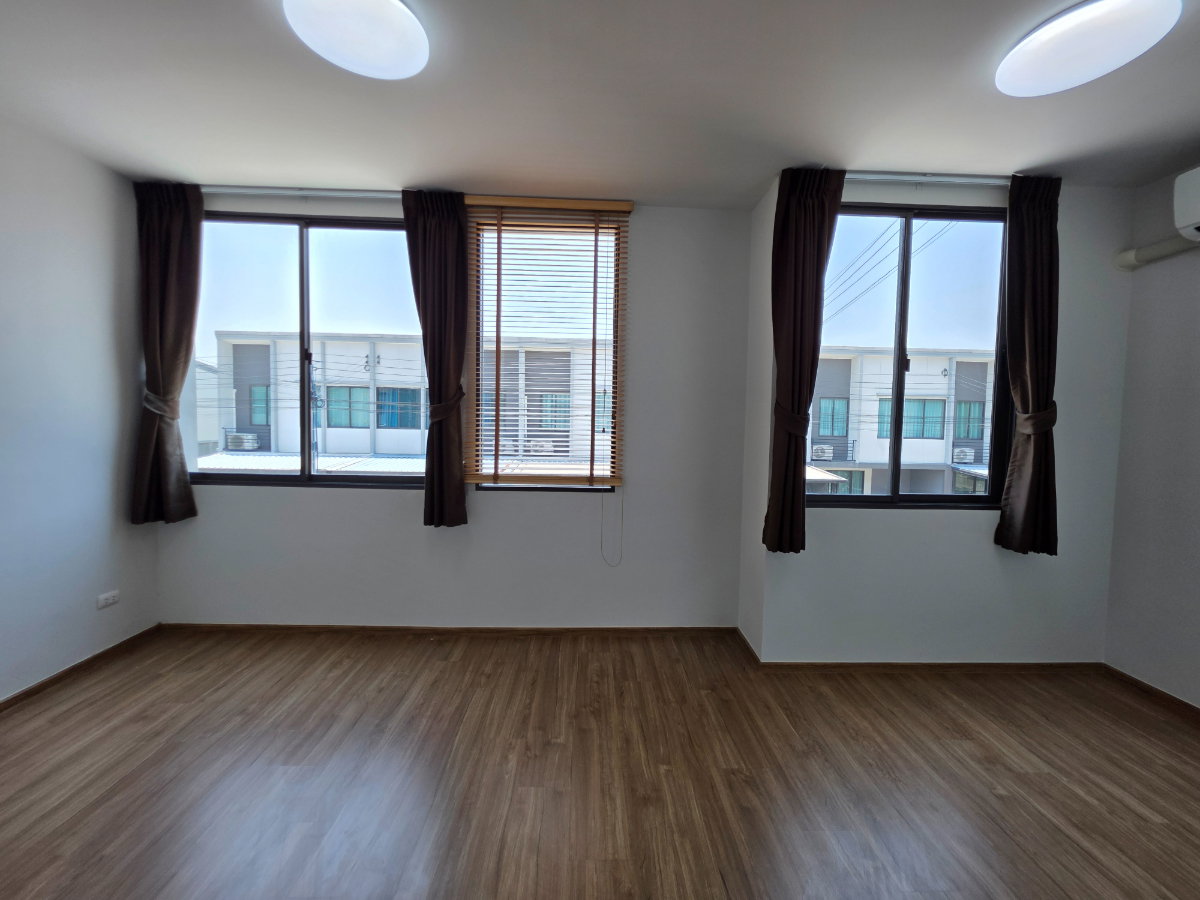 รูป ขาย บ้านพลีโน่ อ่อนนุช-บางนา ซ.กิ่งแก้ว 37  เพื่อนบ้านน่ารัก สไตย์ พรีเมี่ยม-ทาว์นโฮม  - รูปที่ 14/27