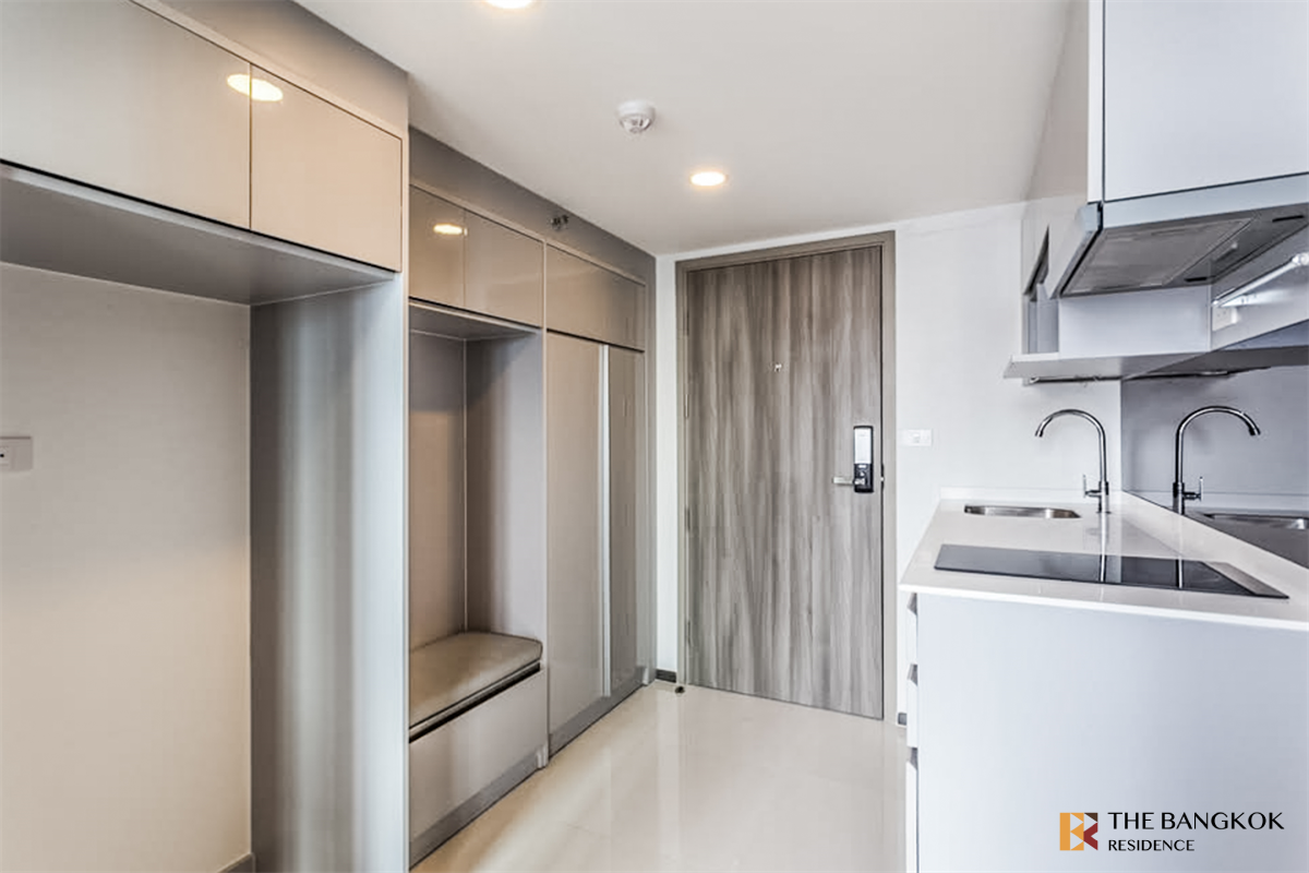 picture Move-in Ready, Just Bring Your Stuff KnightsBridge Space Ratchayothin near BTS Phahonyothin 24 - 3/10