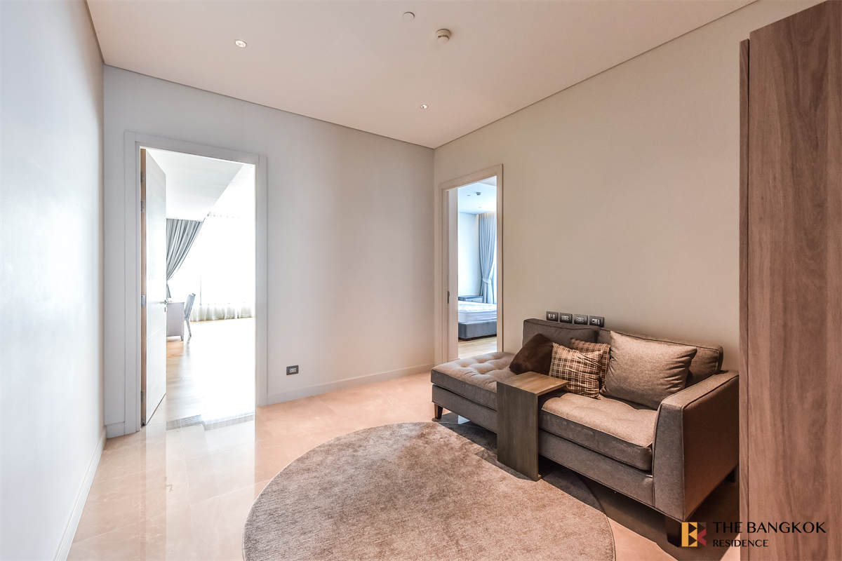 picture Sindhorn Residence Luxury Unit, Ready for You Without the Wait - 9/10