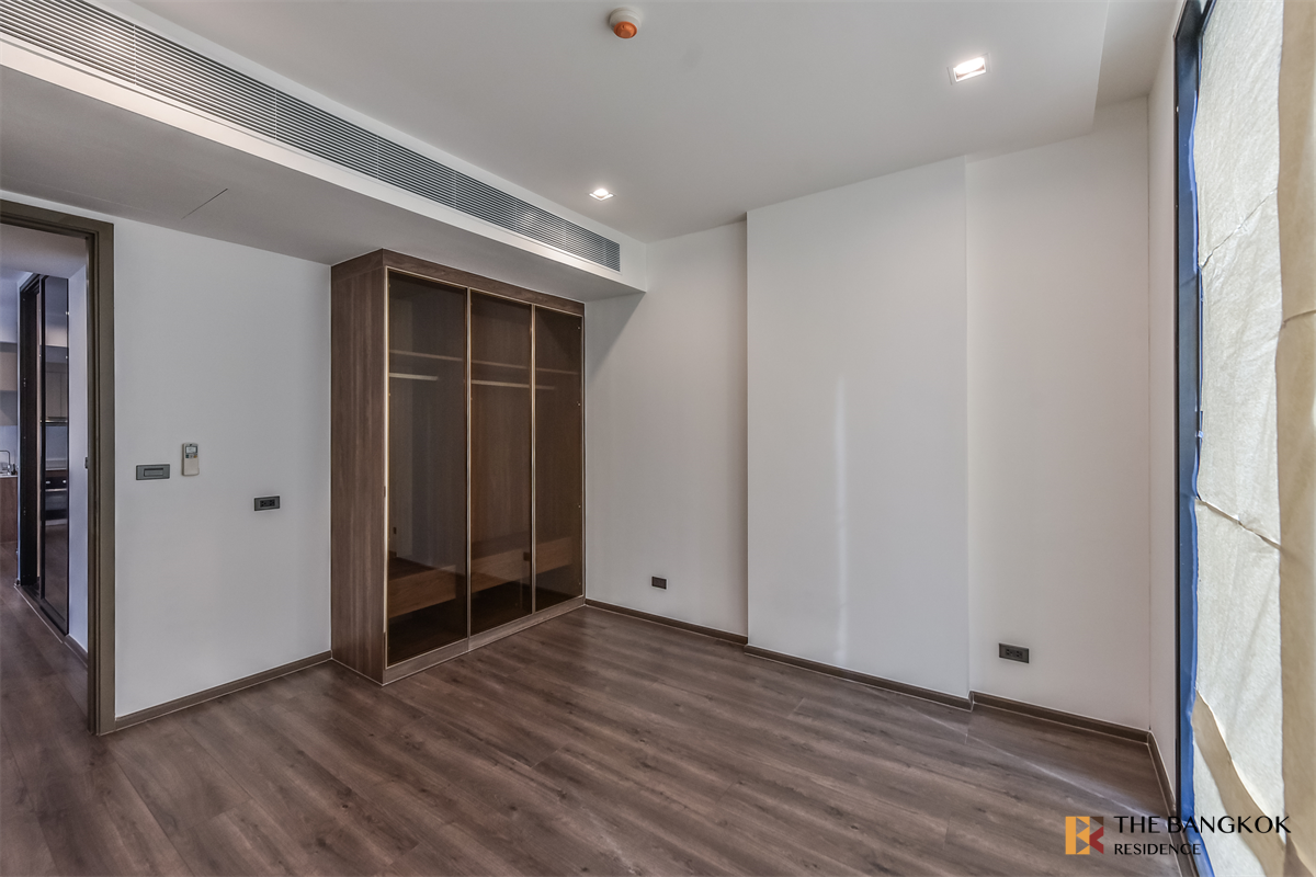 picture Comfortable and Ready to Move-in Nares Private Residences near MRT Sam Yan Station - 2/10