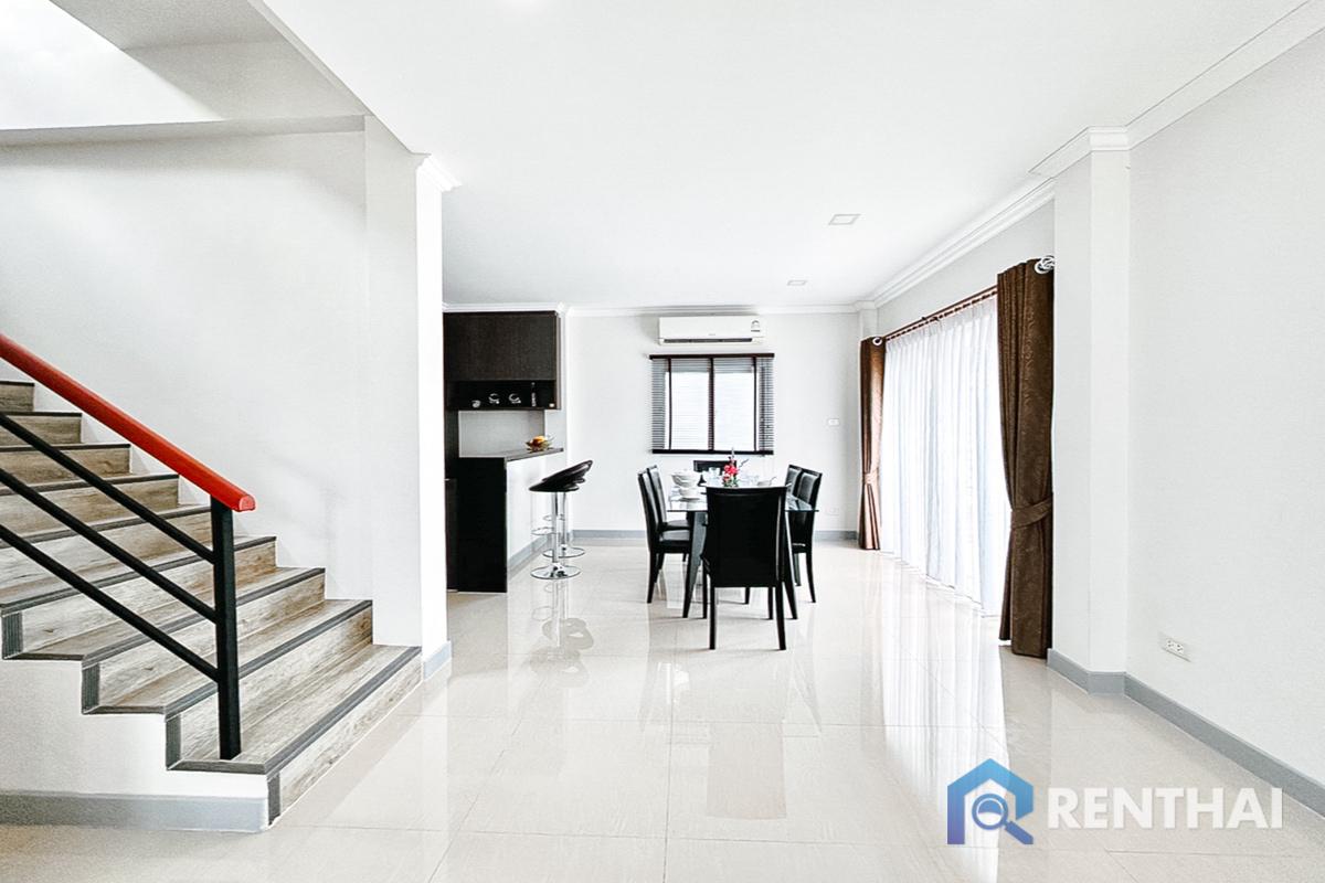 รูป บ้านสองชั้นดีไซน์ลงตัว พื้นที่ใช้สอยกว้างขวาง 185 ตารางเมตร - รูปที่ 8/25