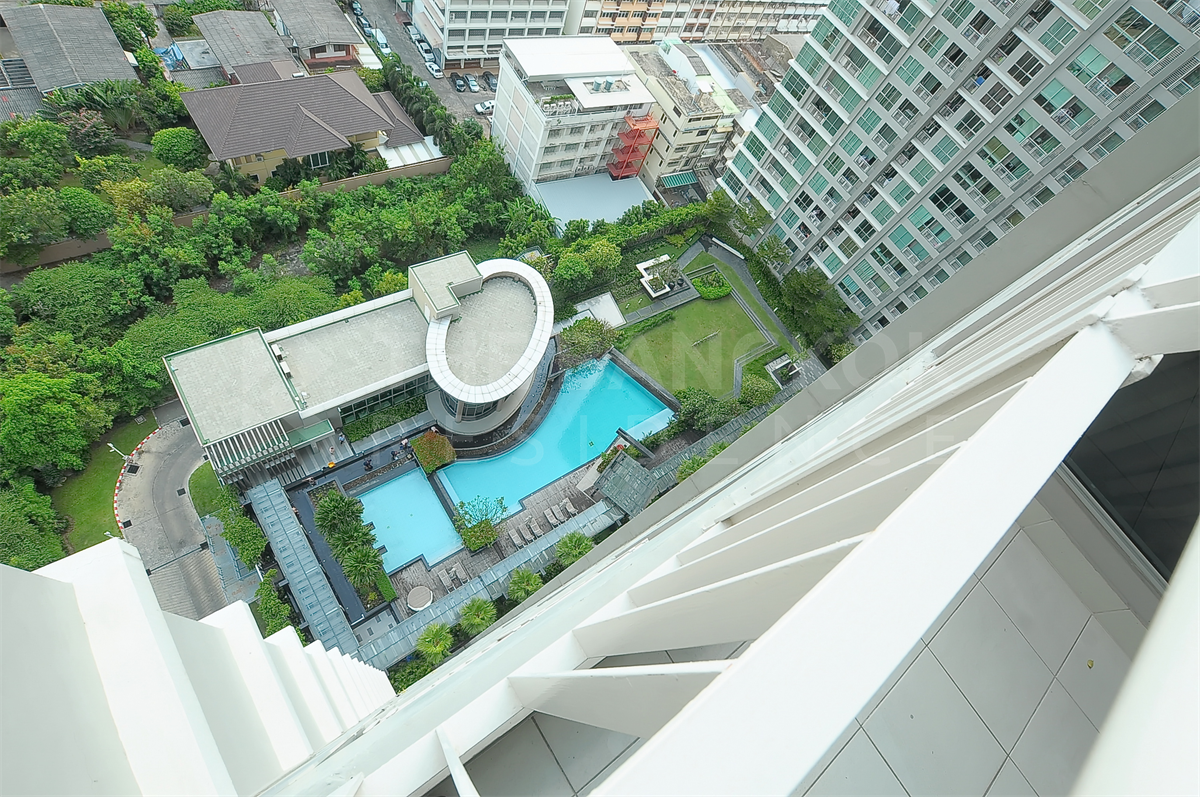 picture More Relaxation with Condo Near MRT RHYTHM Ratchada near MRT Ratchadaphisek Station - 6/10