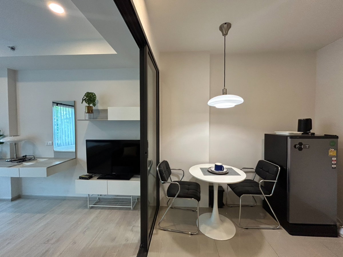 รูป ขายคอนโด เอสเซนท์ พาร์ค วิลล์ ห้องแต่งสวยครบ พร้อมอยู่ โทร 082-3899314 (บู) - รูปที่ 12/25