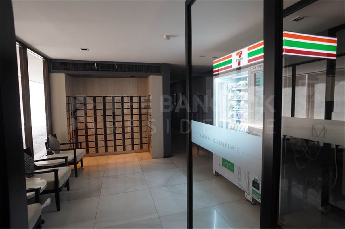 picture Move-in Ready, Just Bring Your Stuff Maestro 12 near BTS Ratchathewi - 7/10