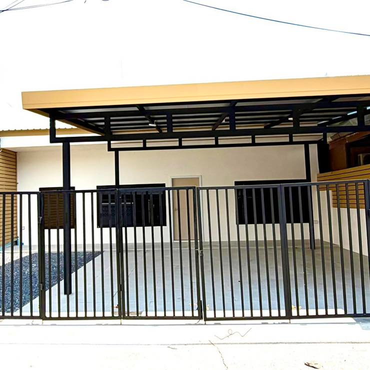 รูป บ้านแฝดชั้นเดี่ยว ขนาด 40 ตรว. หมู่บ้านเคหะนคร 2 ซอยลาดกระบัง 36 แยก 7 ลาดกระบัง ตกแต่งใหม่ ทำเลดี ราคาถูก - รูปที่ 1/11