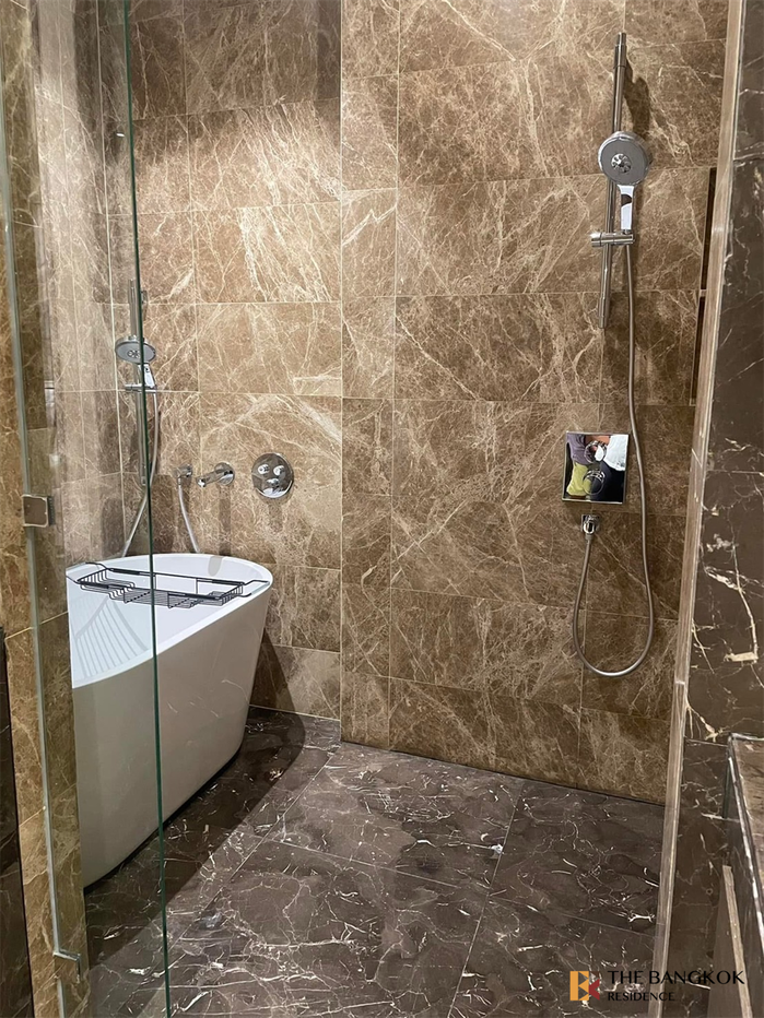 picture Condo in Business District 28 Chidlom near BTS Chit Lom - 4/9