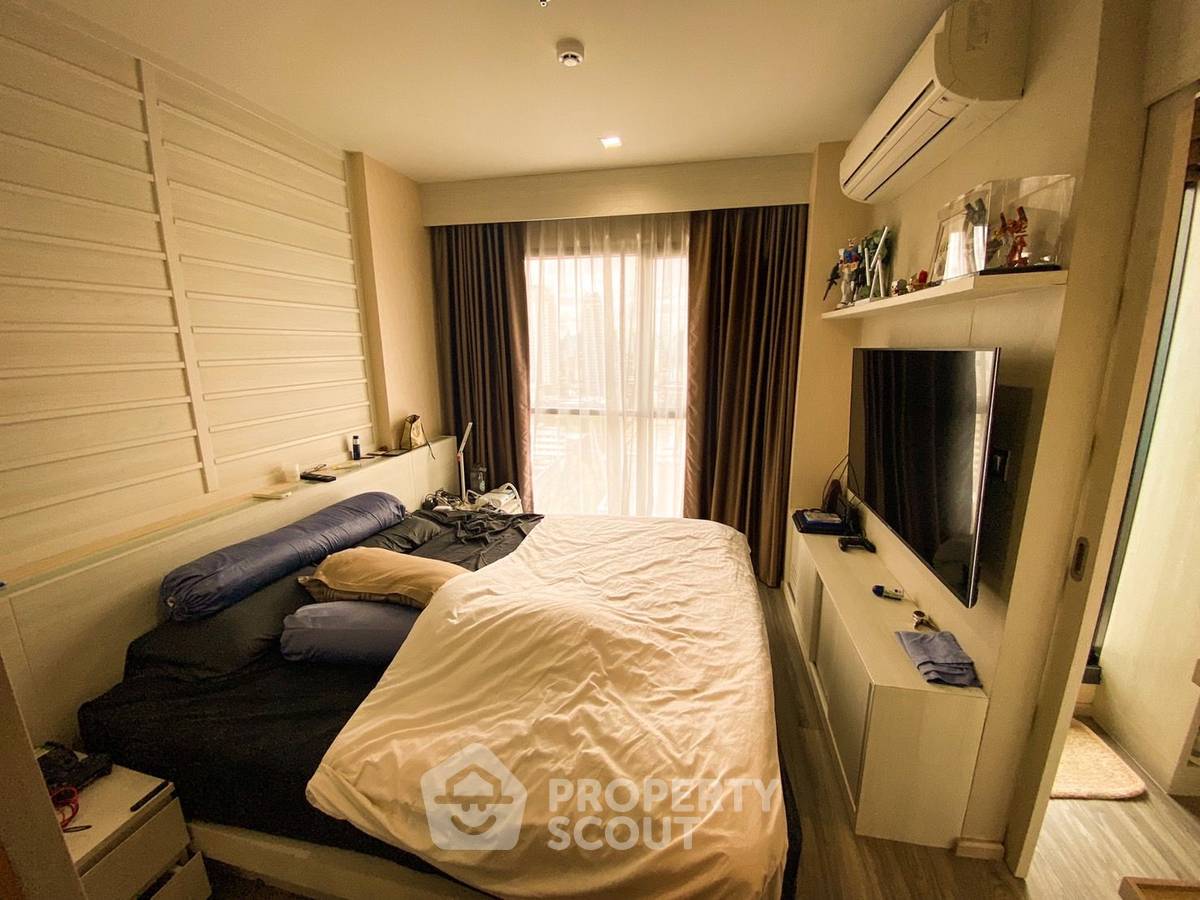 รูป คอนโด 1-ห้องนอน ที่ ริทึ่ม รางน้ำ ใกล้ BTS อนุสาวรีย์ชัยสมรภูมิ (ID 924340) - รูปที่ 3/6