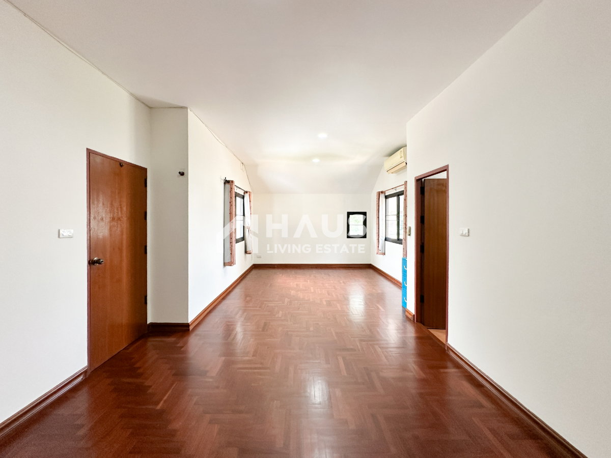 picture House Soi Thansamrit / 4 Bedrooms #HNGM032 - 26/52