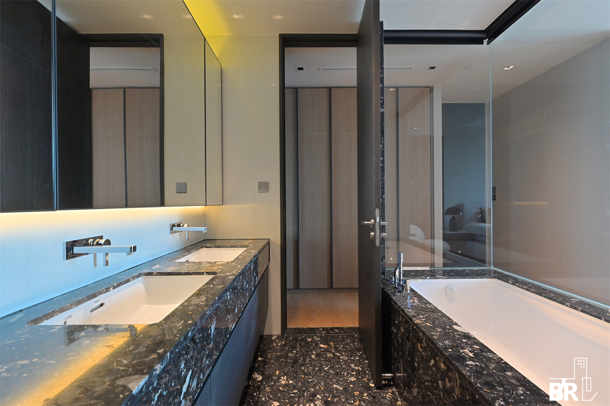 picture Beatniq Sukhumvit 32 Luxuriously Elevated Unit near BTS Thong Lo - 8/10