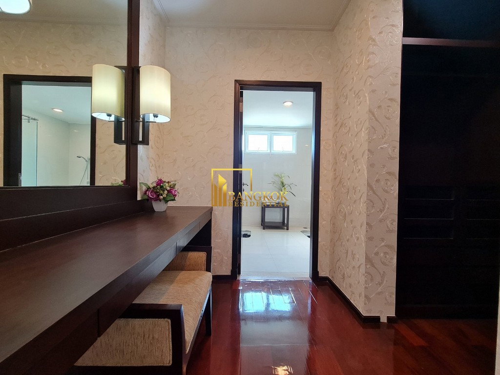 รูป Spacious 4 Bedroom Serviced Apartment With Private Garden - BR7214SA - รูปที่ 21/49