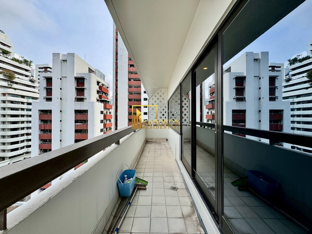 รูป Superb 2 Bedroom Apartment in Asoke Area - BR21246AP - รูปที่ 6/37