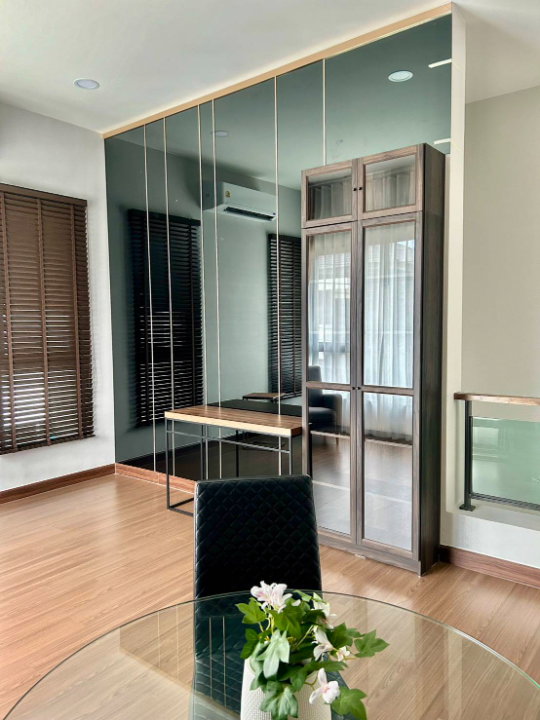 รูป ปล่อยเช่า The City บางนา บ้านเดี่ยวระดับ Luxury ใกล้ Mega Bangna เหมาะสำหรับครอบครัวใหญ่ พร้อมเข้าอยู่ทันที รับสัตว์เลี้ยง รับชาวต่างชาติ-RW007895 - รูปที่ 16/19